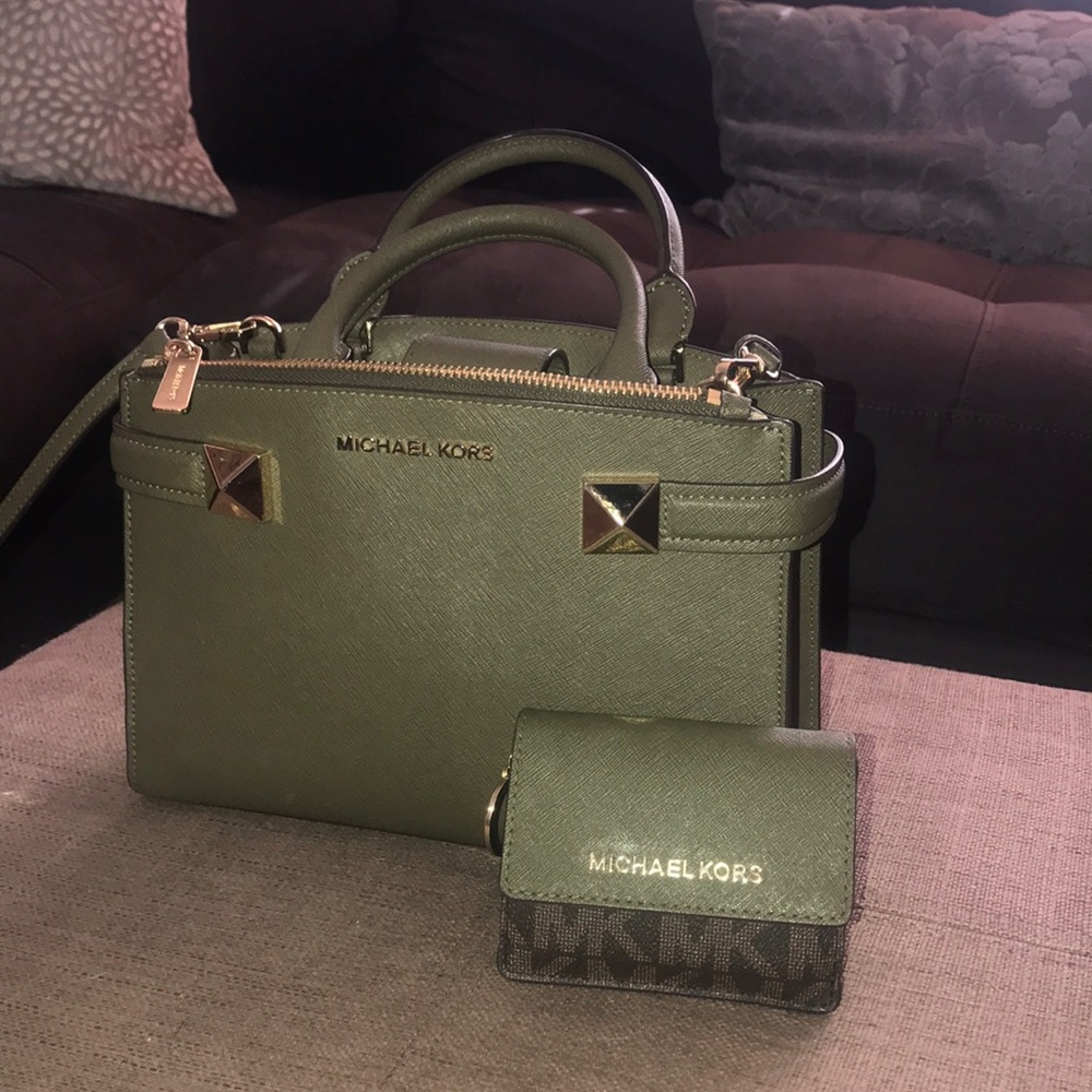 Michael Kors Purse